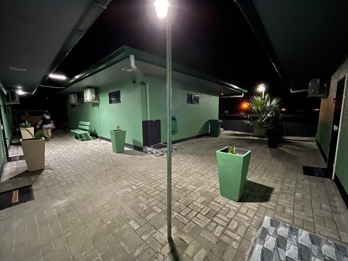 Bonaventure Apartments Nickerie Nieuw Nickerie Exteriör bild